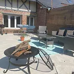 Le Clos Charmaine *