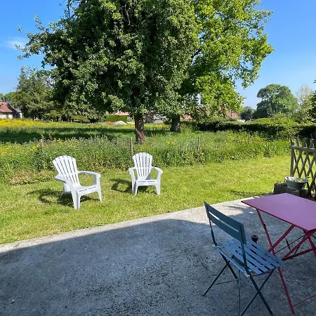 Le Clos Charmaine