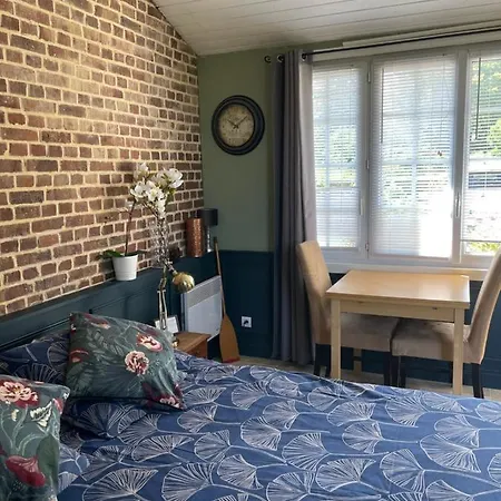 Casa de Férias Le Clos Charmaine *