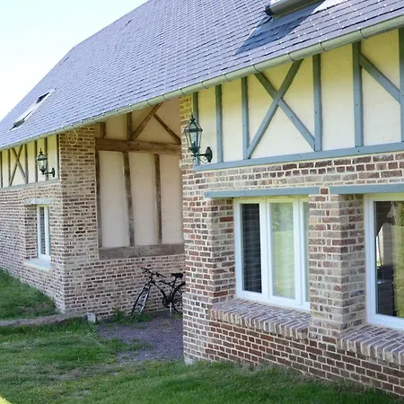 Le Clos Charmaine